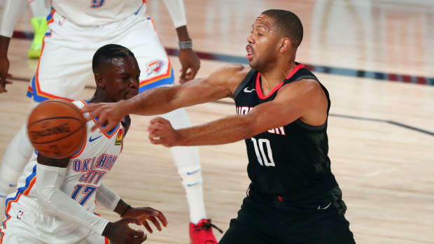 eric-gordon-rockets-thunder